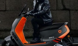 雅迪电摩最新爆料,颠覆传统，引领绿色出行新潮流