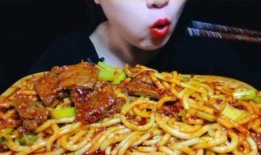 新疆炒米粉爆料视频下载,舌尖上的民族风味，揭秘爆火视频背后的美食传奇