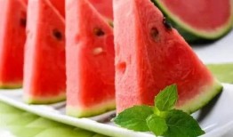 娱乐吃瓜颜色小花,吃瓜色彩斑斓的璀璨星途