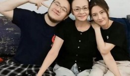 娱乐八卦开心吃瓜视频,开心吃瓜，揭秘明星幕后故事